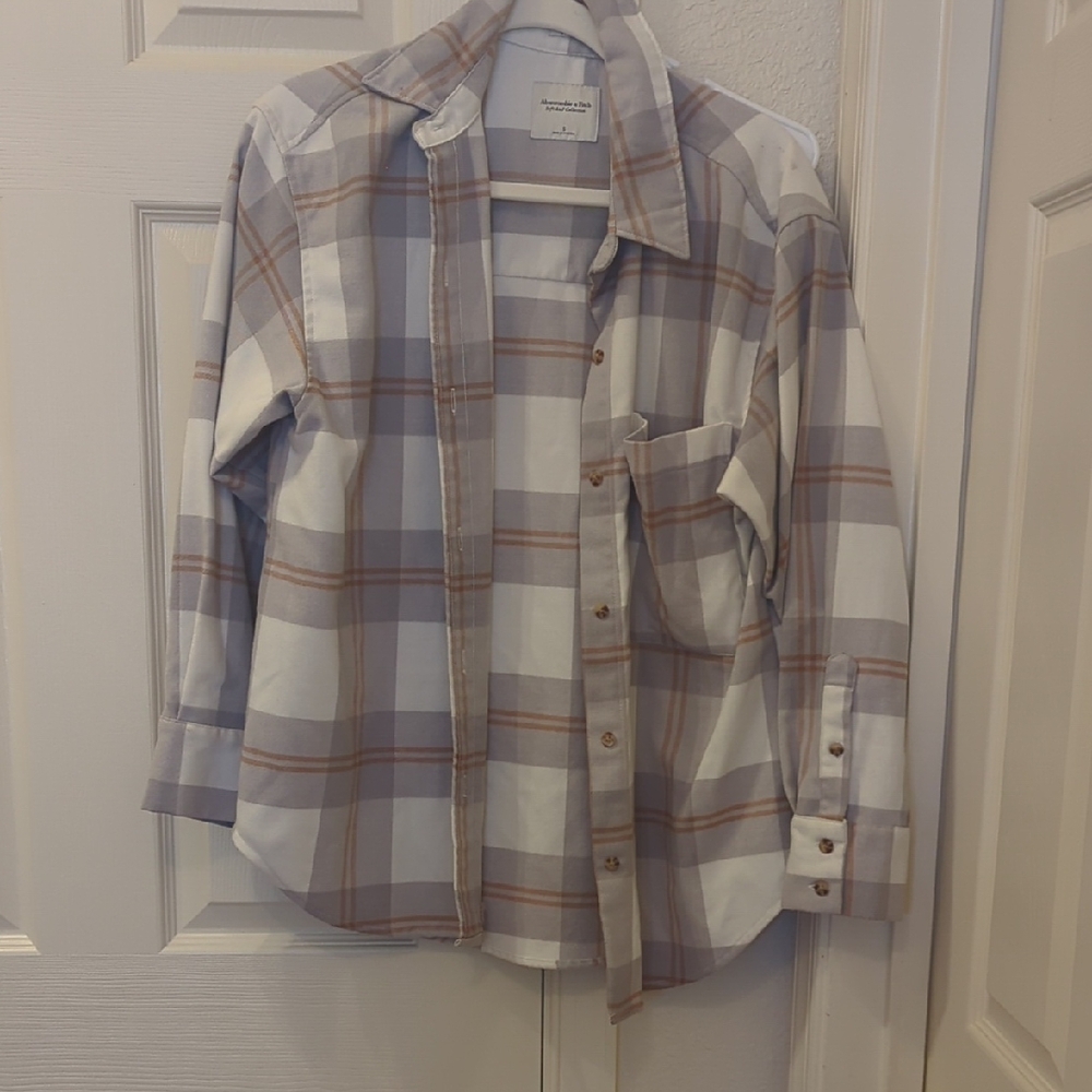 Abercrombie Soft Collection Plaid Button Up Oversized